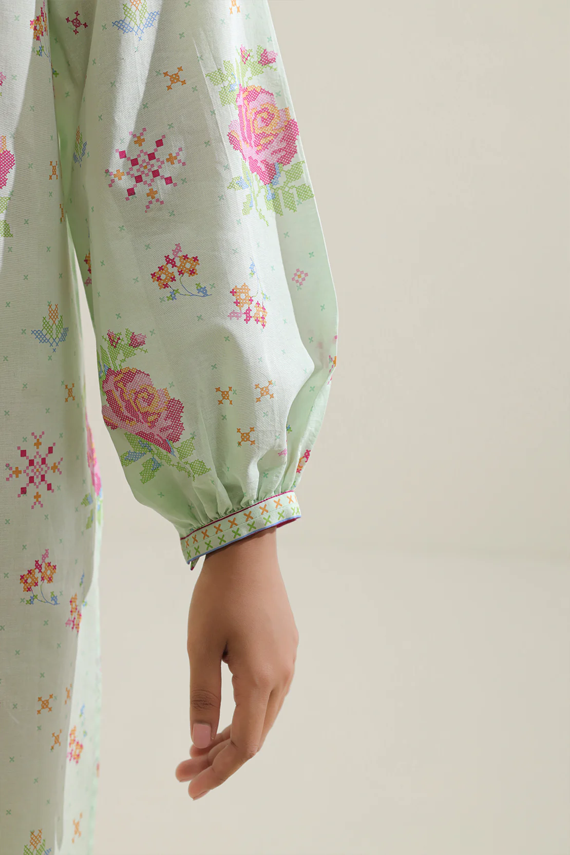 Unstitched Printed Lawn 3 Piece - Image 6