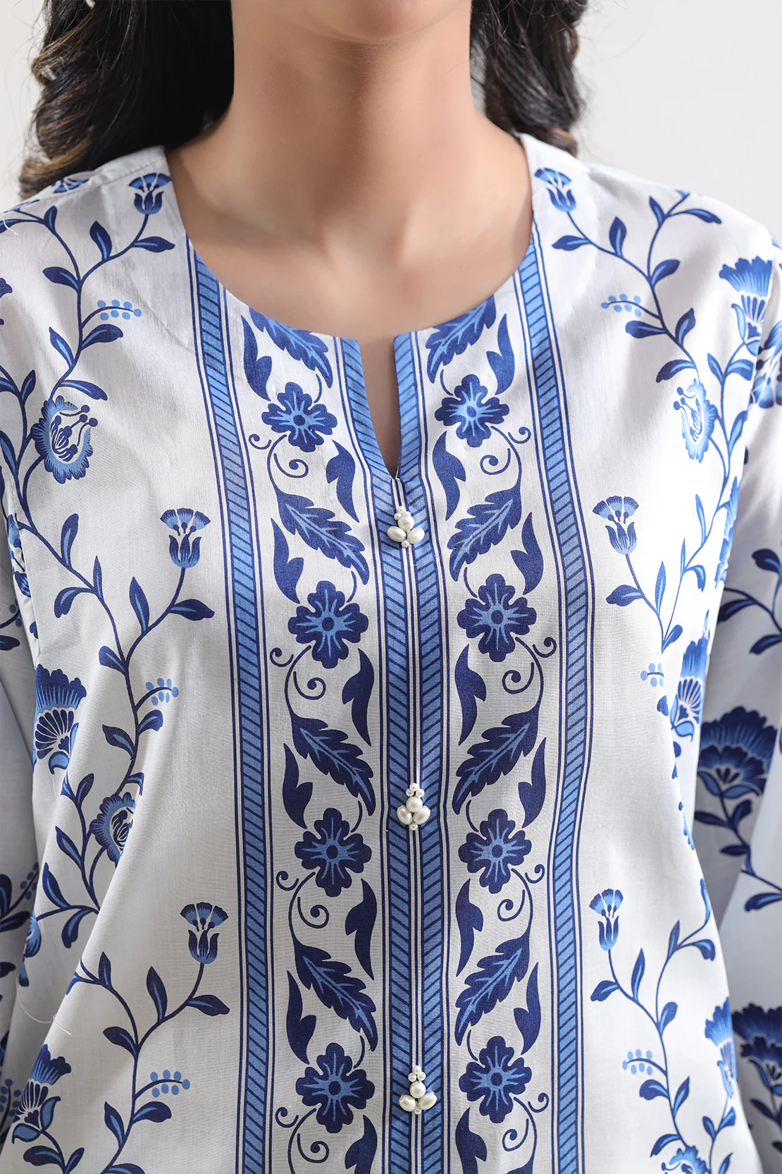 Unstitched Printed Lawn 3 Piece - Image 3