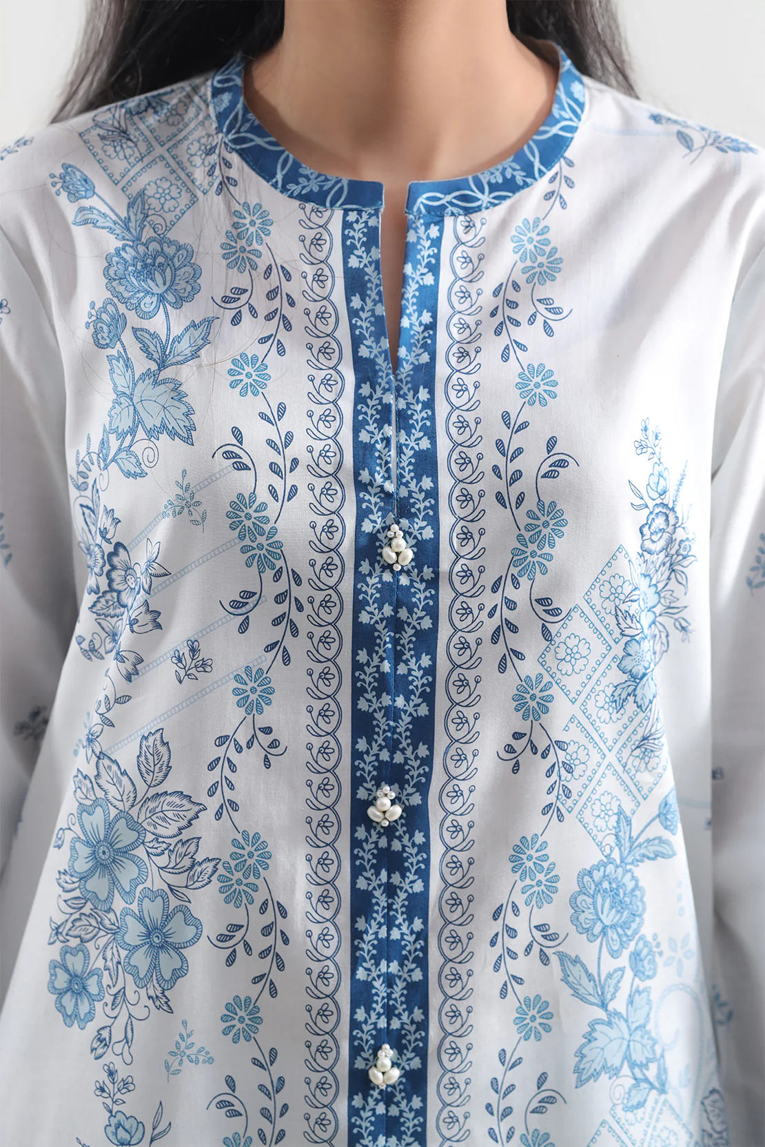 Unstitched Printed Lawn 3 Piece - Image 5