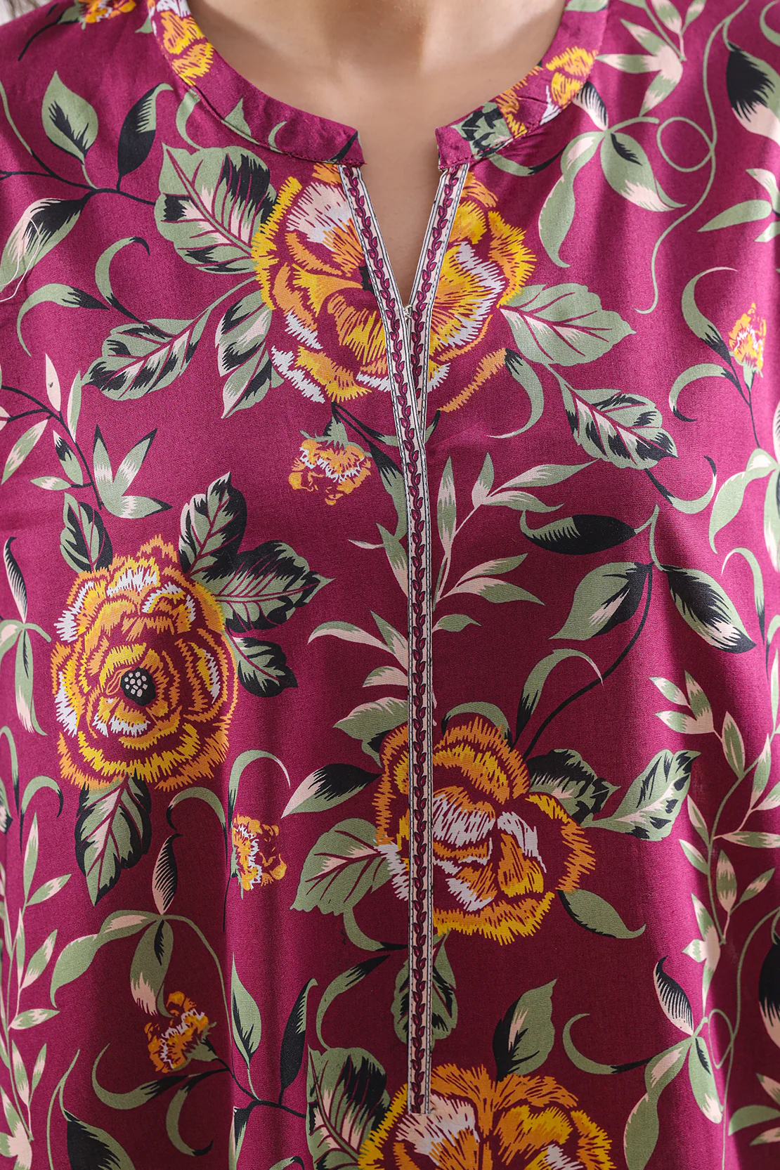 Unstitched Printed Lawn 3 Piece - Image 7