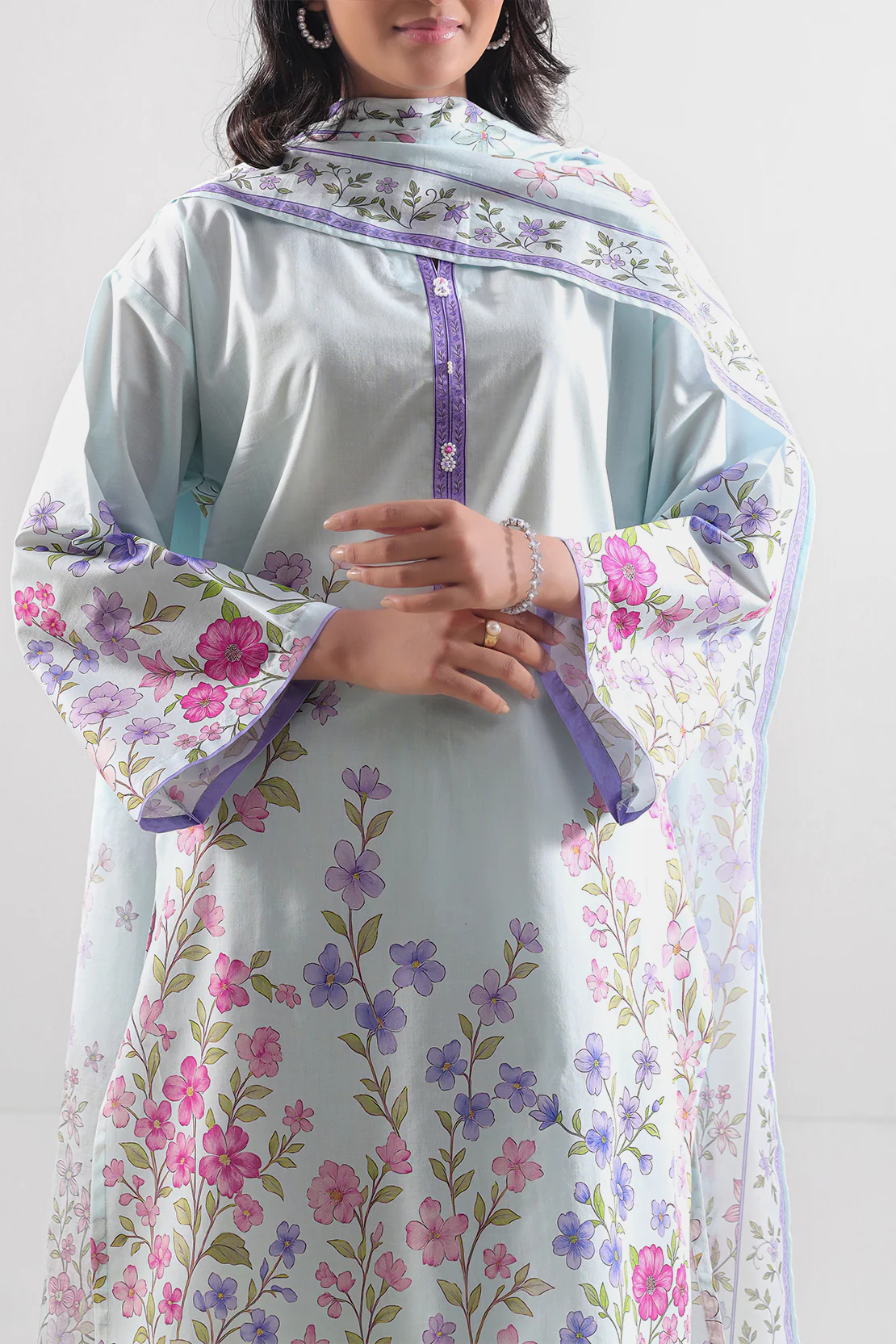 Unstitched Printed Lawn 3 Piece - Image 3