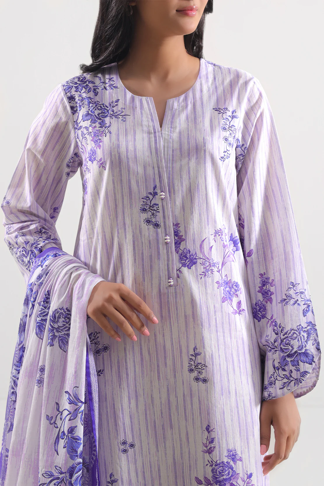Unstitched Printed Lawn 3 Piece - Image 2