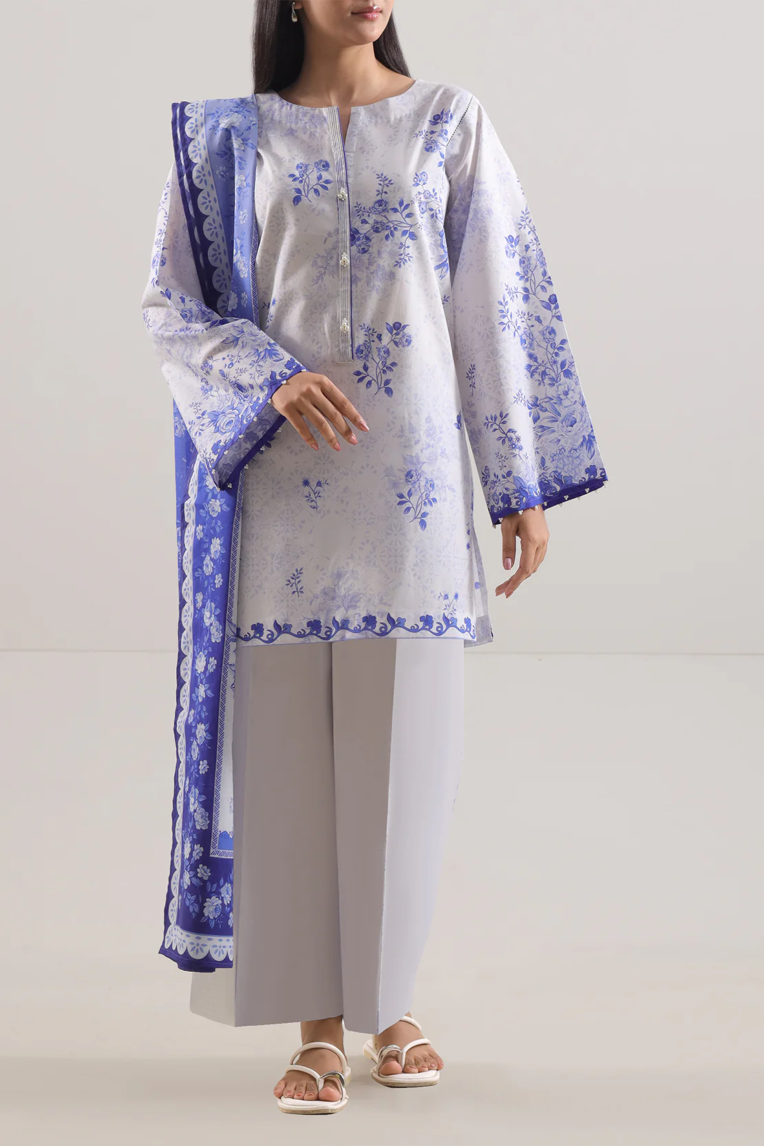 Unstitched Printed Lawn 3 Piece - Image 2