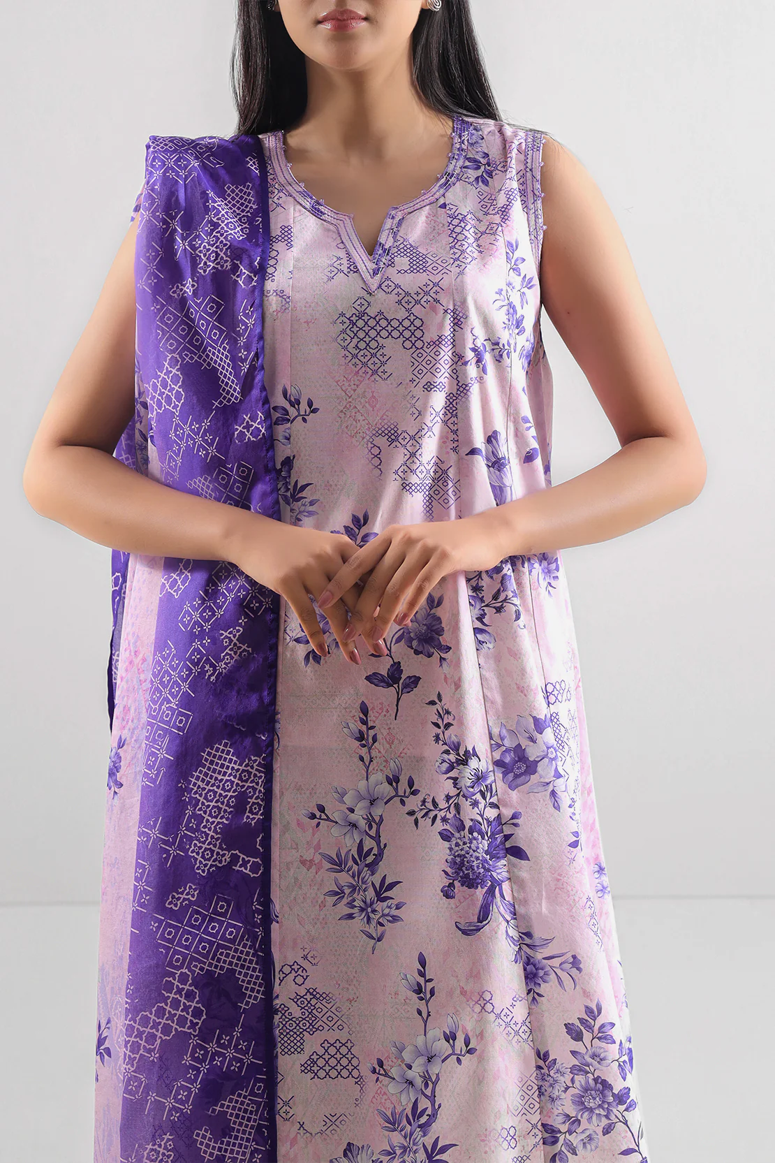 Unstitched Printed Lawn 3 Piece - Image 3
