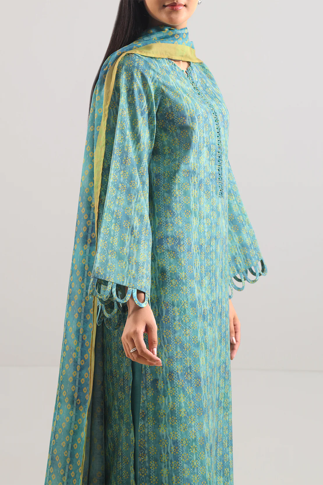 Unstitched Printed Lawn 3 Piece - Image 2