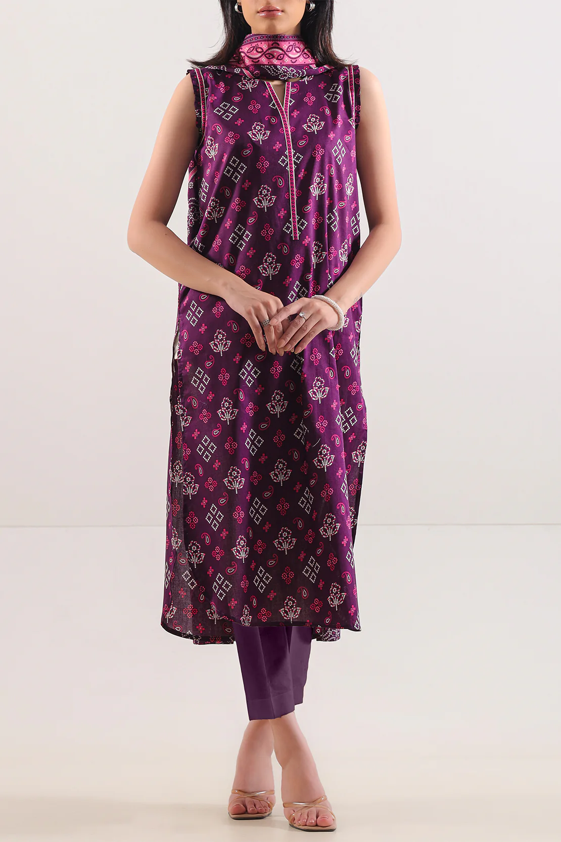 Unstitched Printed Lawn 3 Piece - Image 2