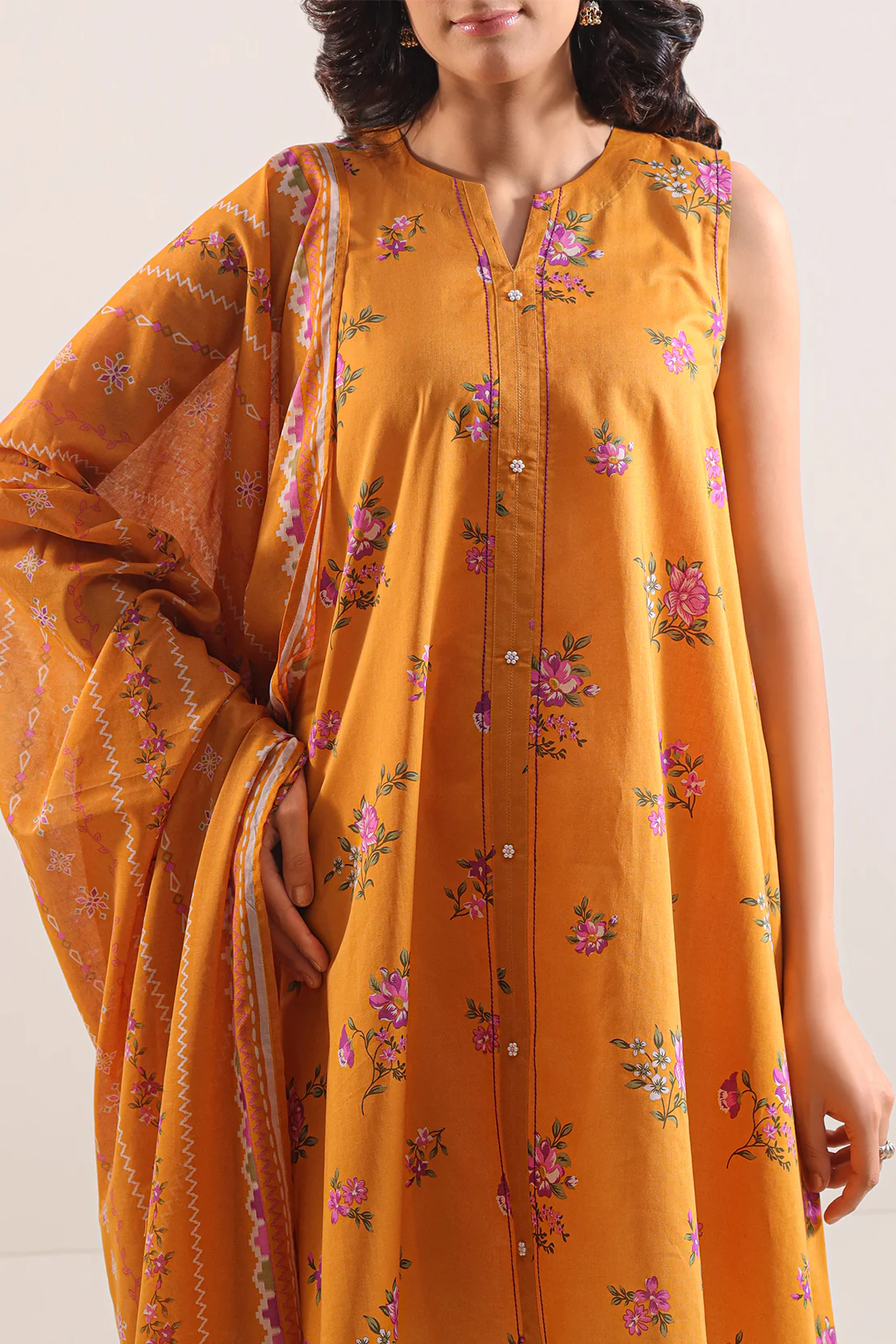 Unstitched Printed Lawn 3 Piece - Image 3