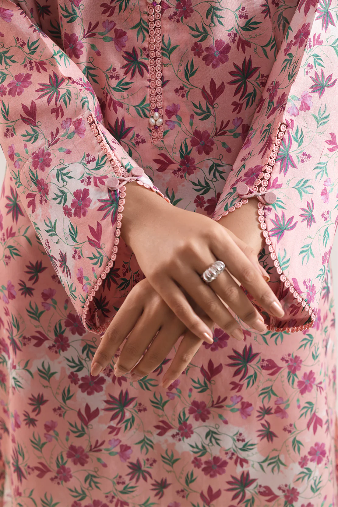 Unstitched Printed Lawn 3 Piece - Image 5