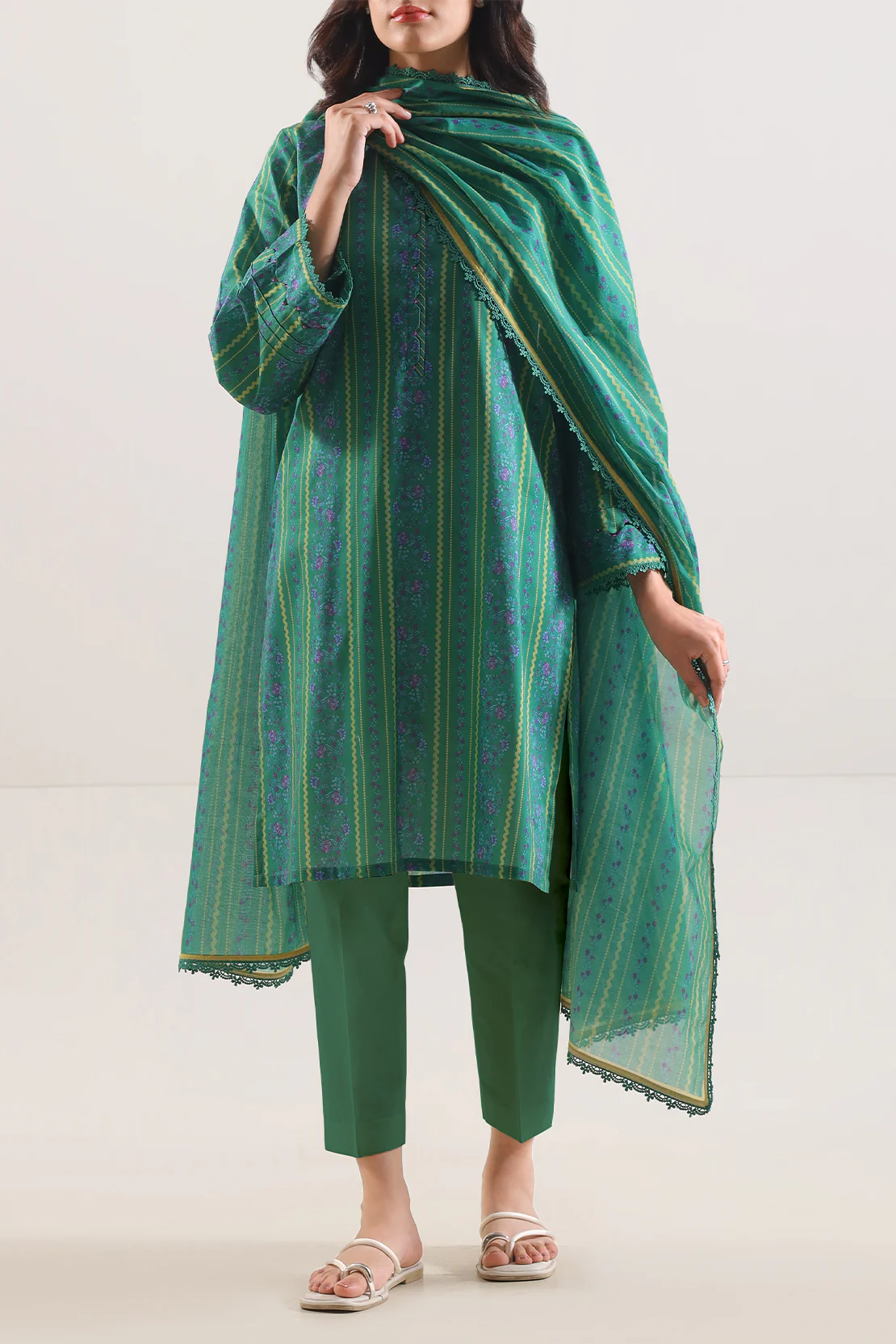 Unstitched Printed Lawn 3 Piece - Image 3