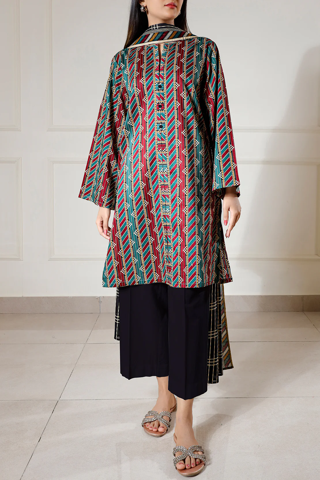 Unstitched Printed Lawn 3 Piece - Image 5