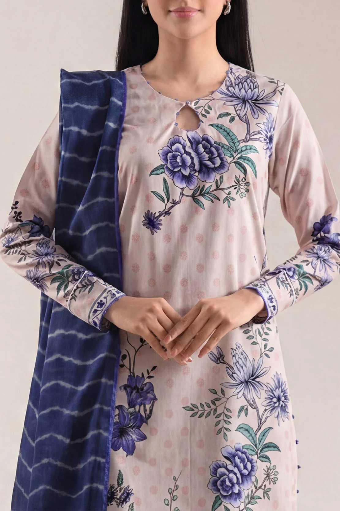 Unstitched Printed Lawn 3 Piece - Image 3