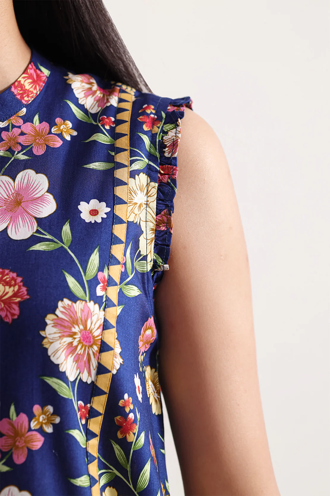 Unstitched Printed Lawn 3 Piece - Image 6