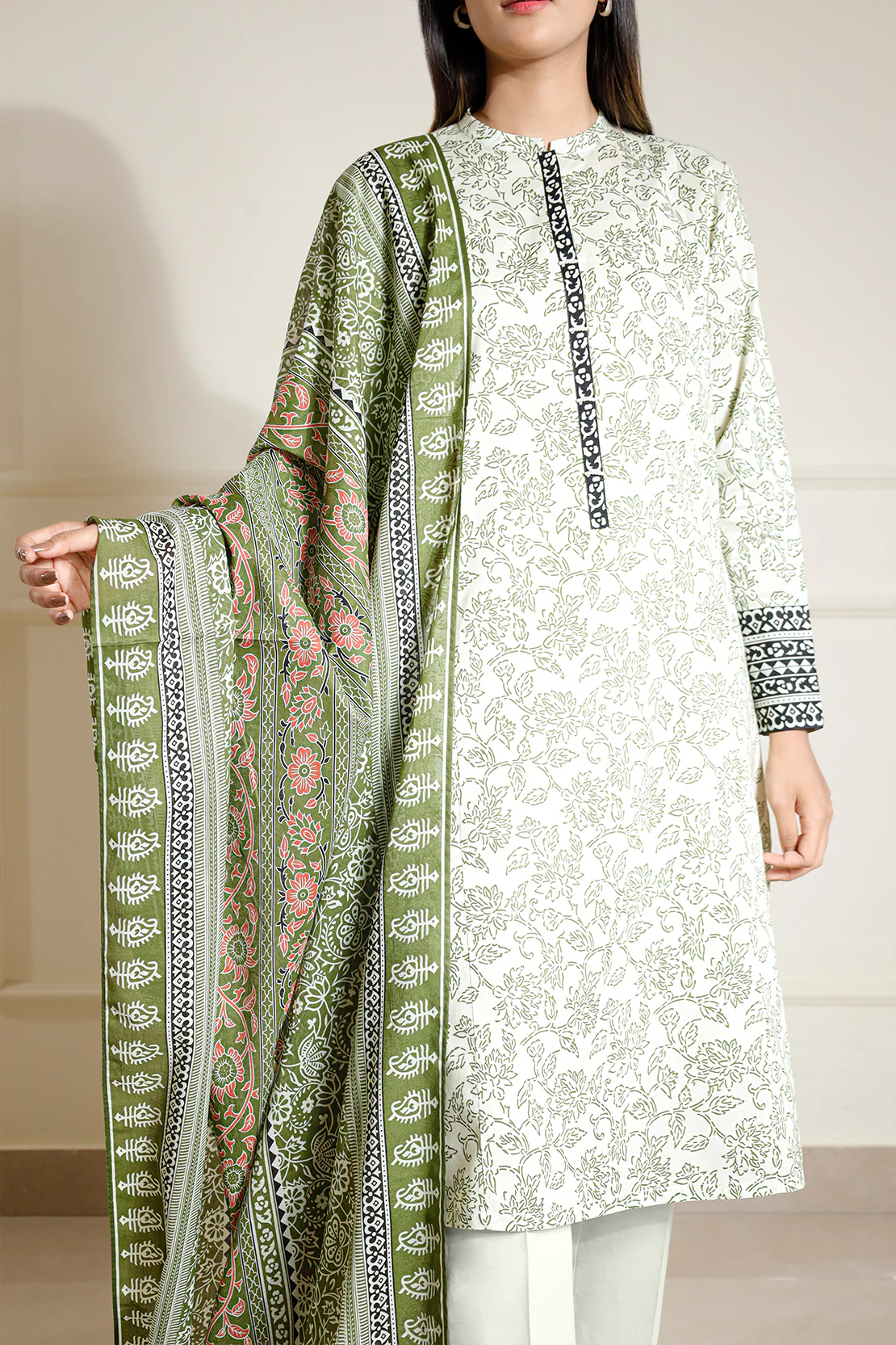 Unstitched Printed Lawn 3 Piece - Image 2