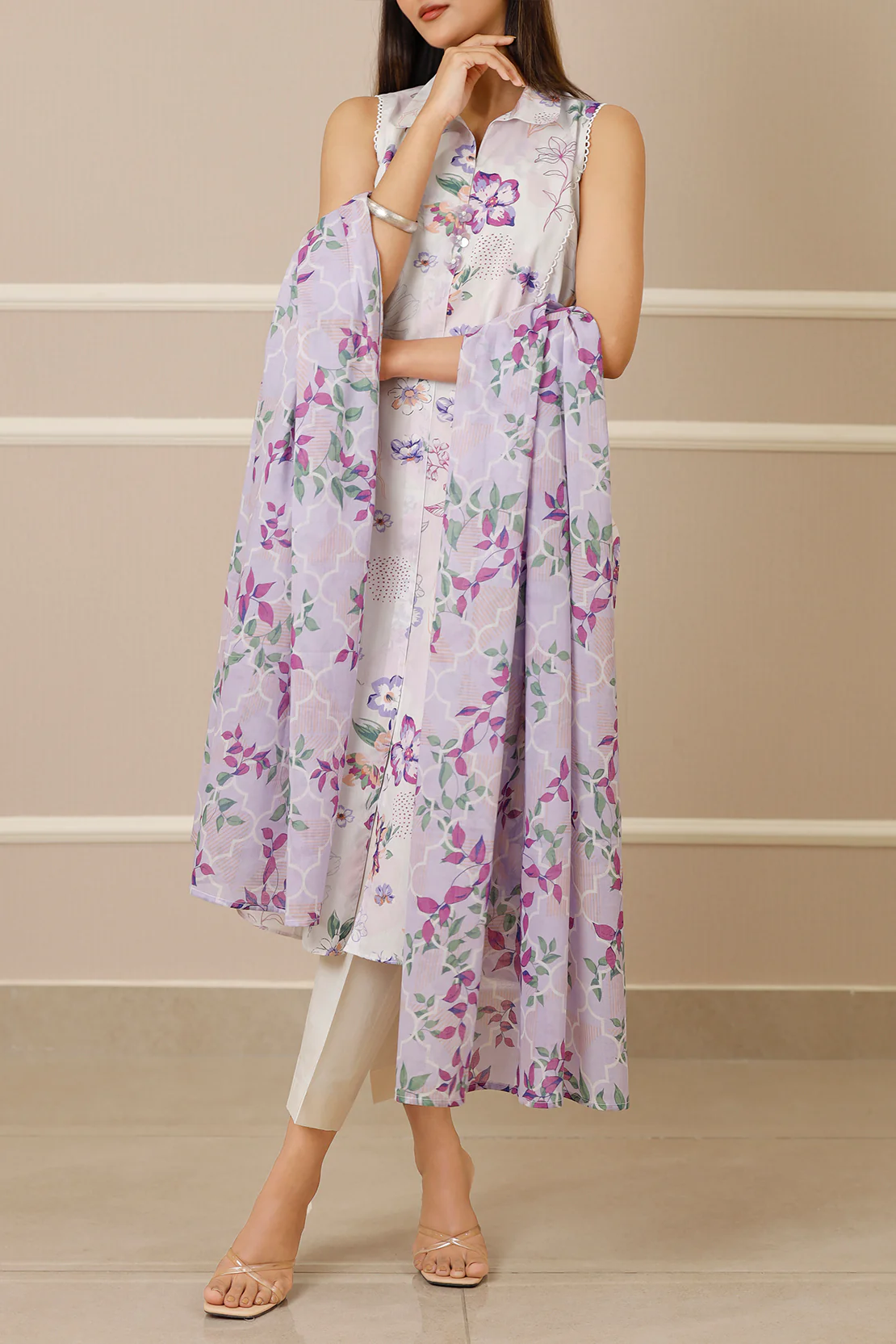 Unstitched Printed Lawn 3 Piece - Image 3