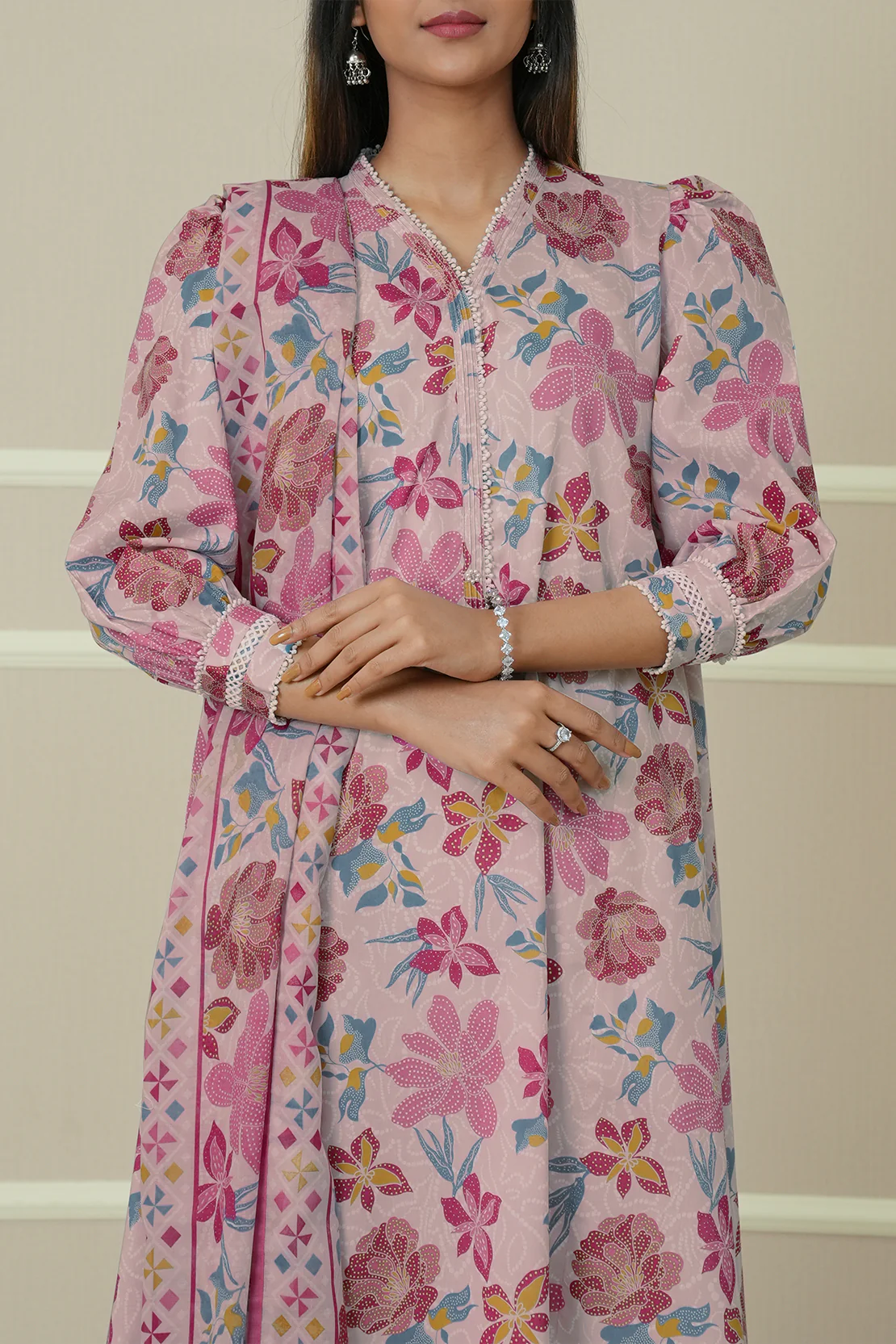 Unstitched Printed Lawn 3 Piece - Image 10