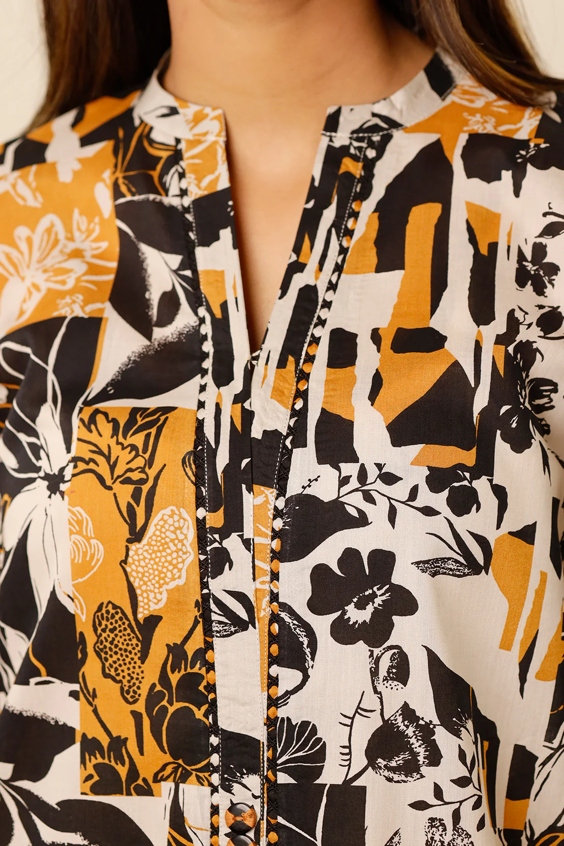 Unstitched Printed Lawn 3 Piece - Image 5