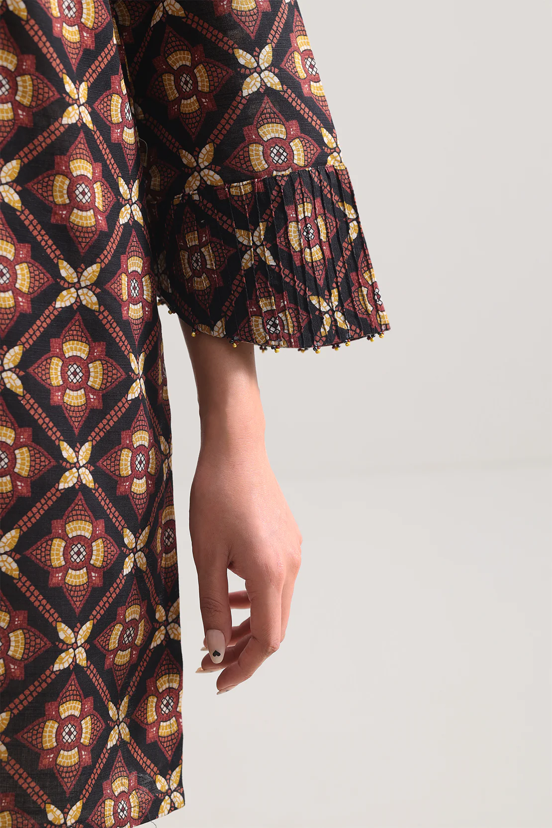 Unstitched Printed Lawn 3 Piece - Image 5