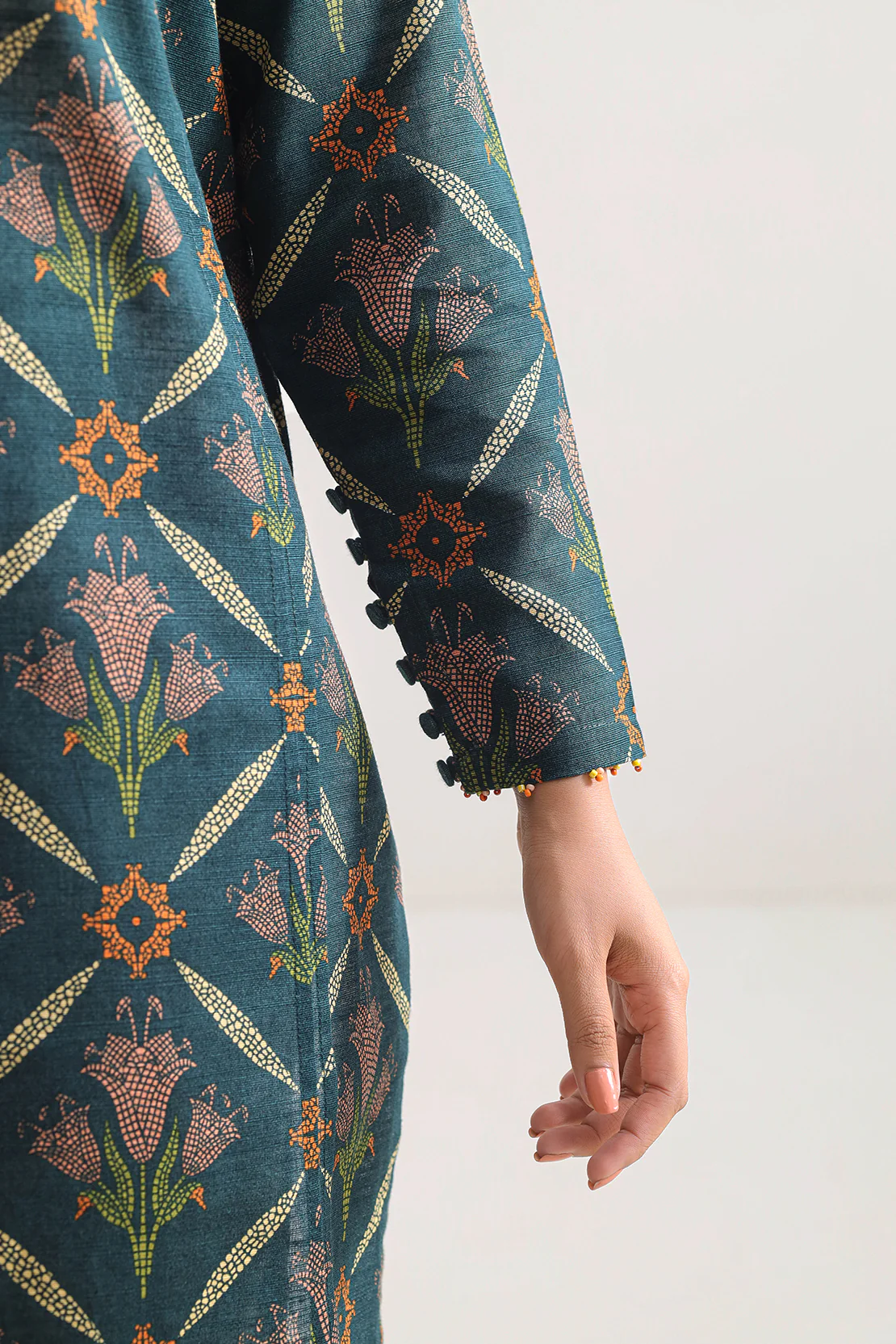 Unstitched Printed Lawn 3 Piece - Image 5