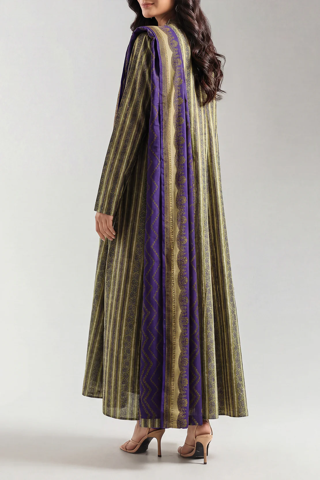 Unstitched Printed Lawn 3 Piece - Image 2