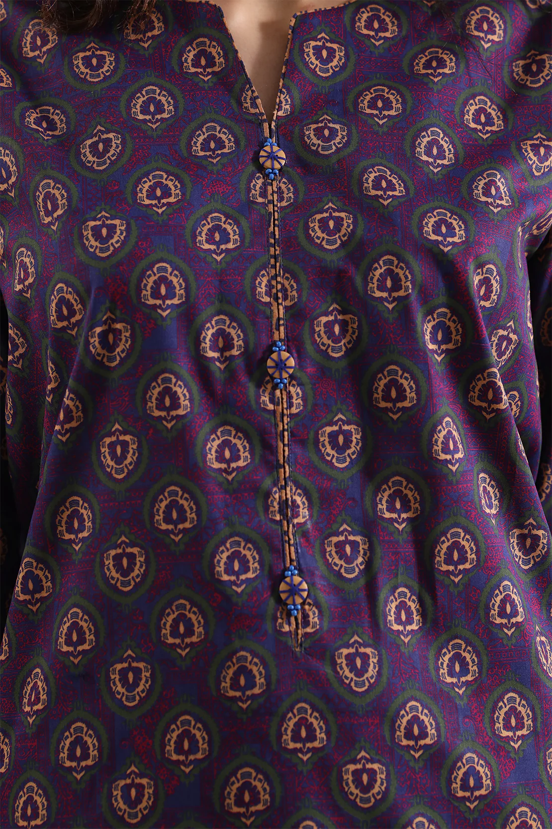 Unstitched Printed Lawn 3 Piece - Image 5