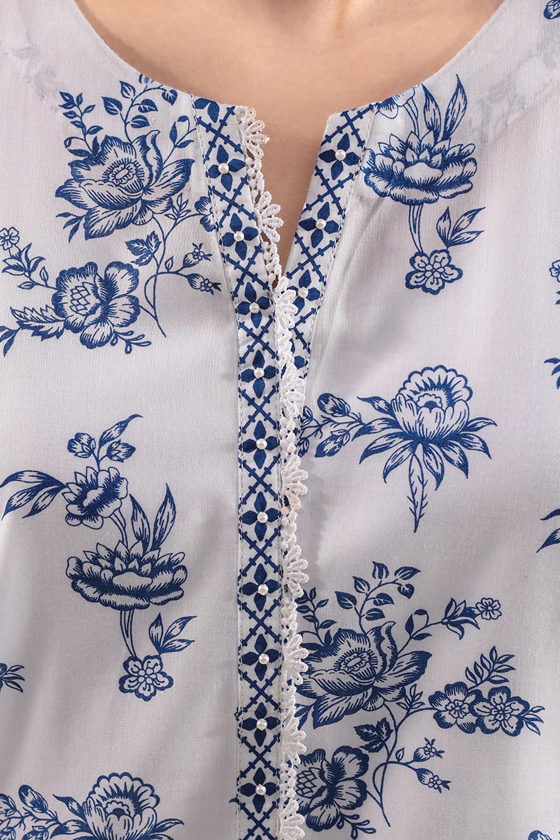 Unstitched Printed Lawn 3 Piece - Image 3