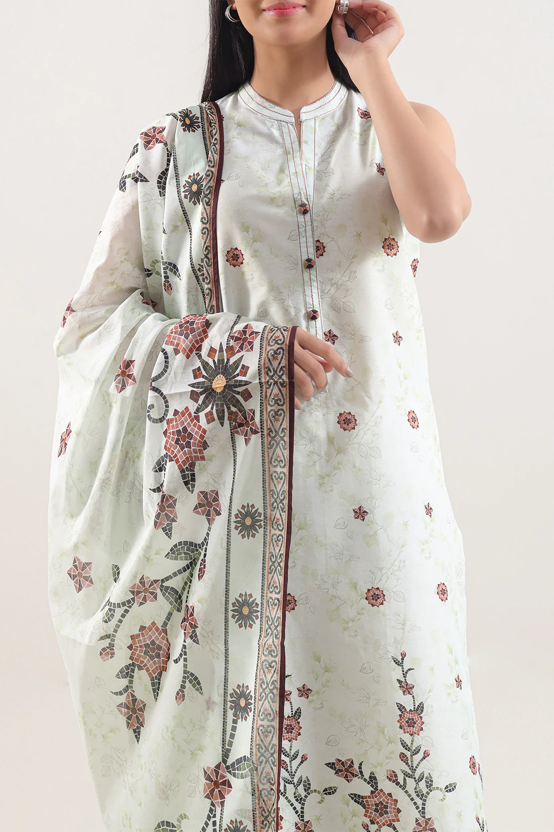 Unstitched Printed Lawn 3 Piece - Image 2