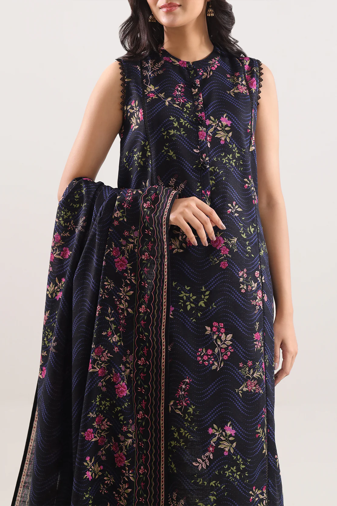 Unstitched Printed Lawn 3 Piece - Image 2