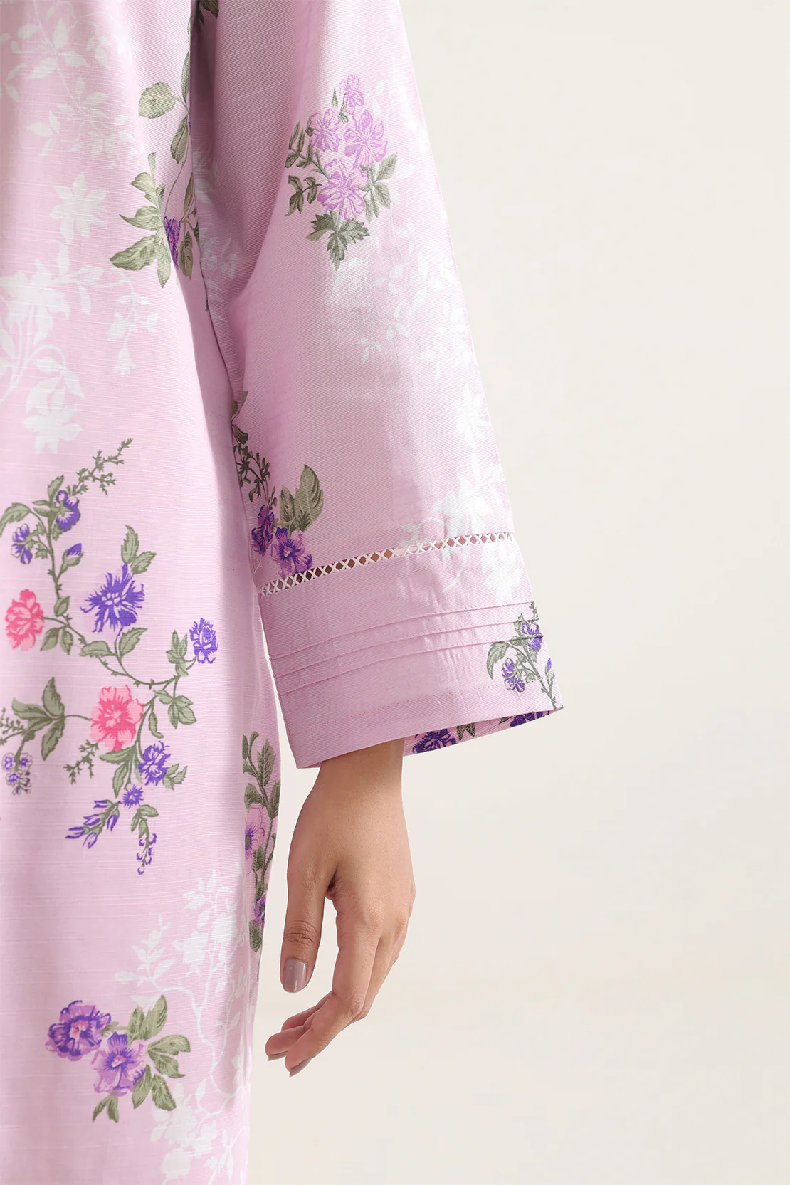 Unstitched Printed Lawn 3 Piece - Image 5