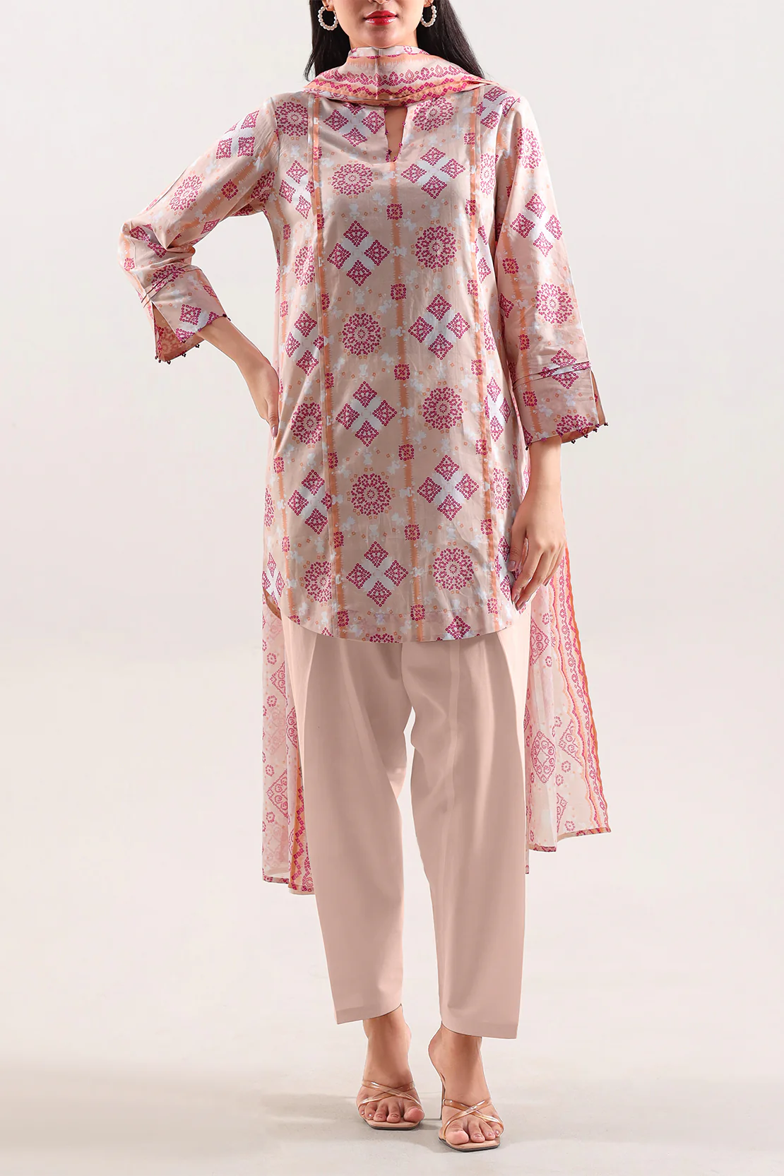 Unstitched Printed Lawn 3 Piece - Image 3