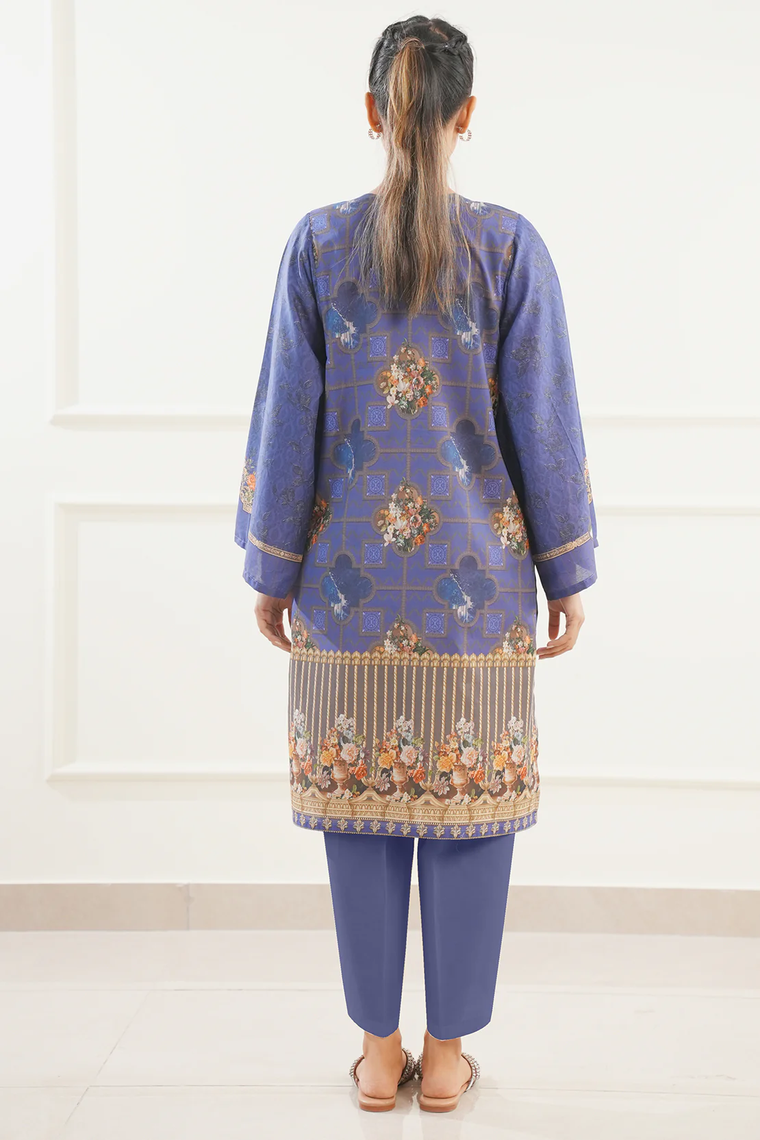 Unstitched Printed Lawn Shirt - Image 6