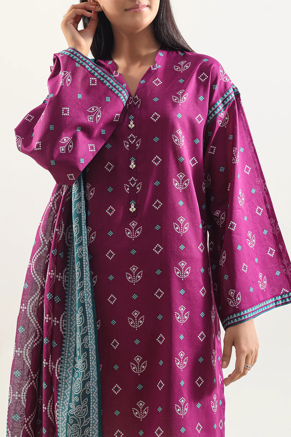 Unstitched Printed Self Strip Lawn 3 Piece - Image 2