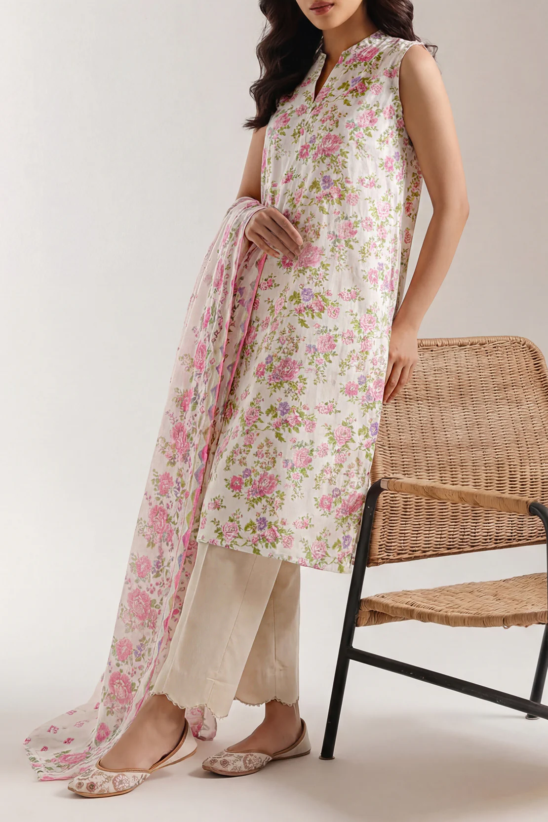 Unstitched Printed Self Strip Lawn 3 Piece - Image 2