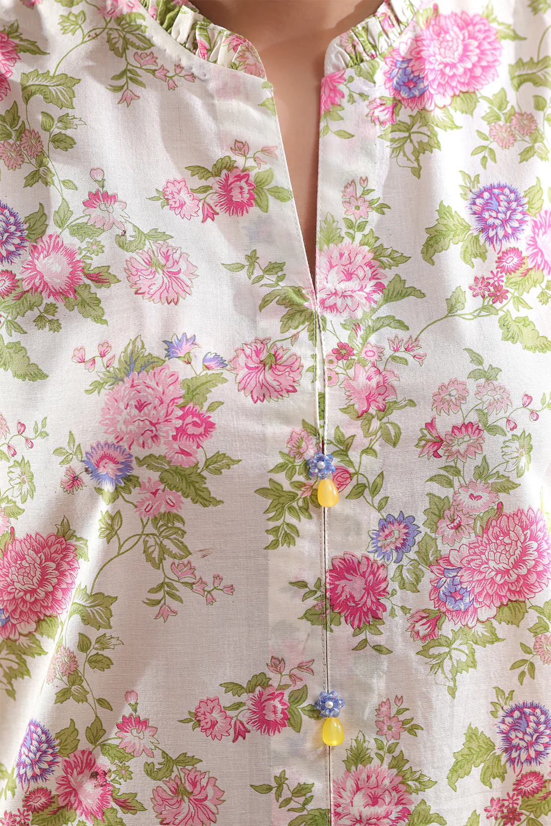Unstitched Printed Self Strip Lawn 3 Piece - Image 3