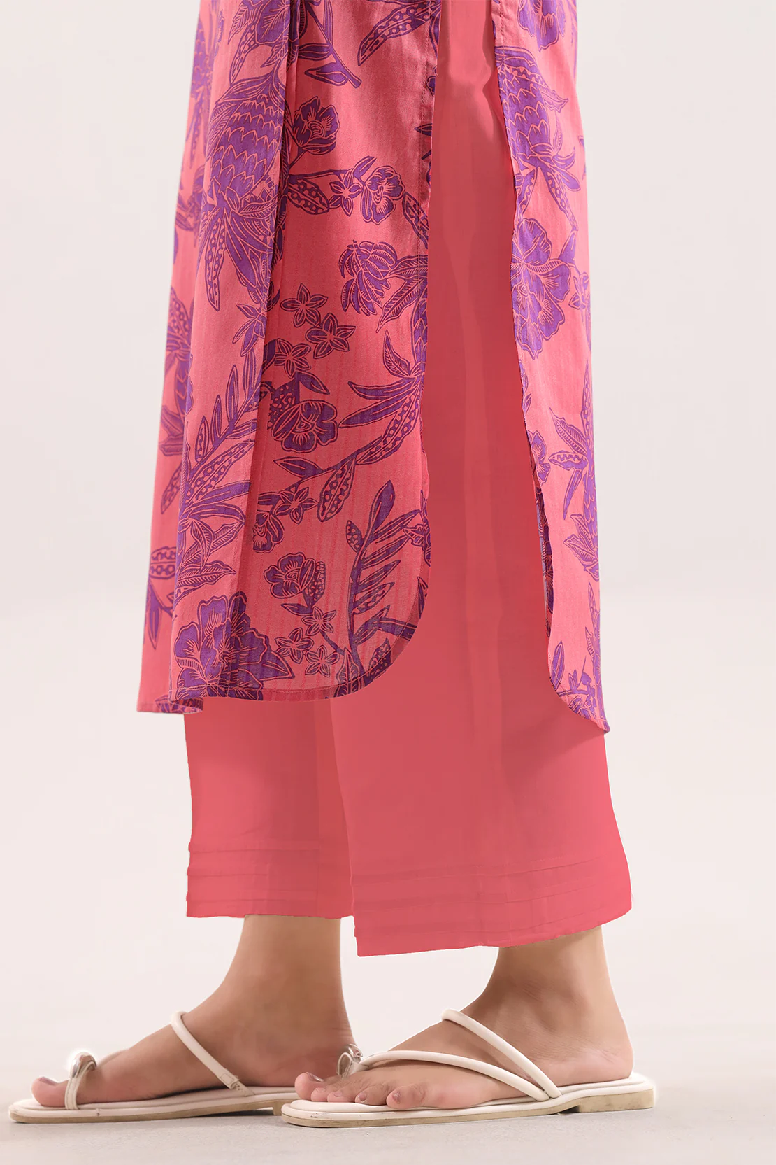 Unstitched Printed Self Strip Lawn 3 Piece - Image 6