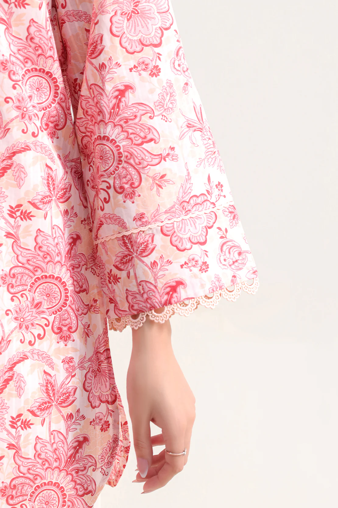 Unstitched Printed Self Strip Lawn 3 Piece - Image 4