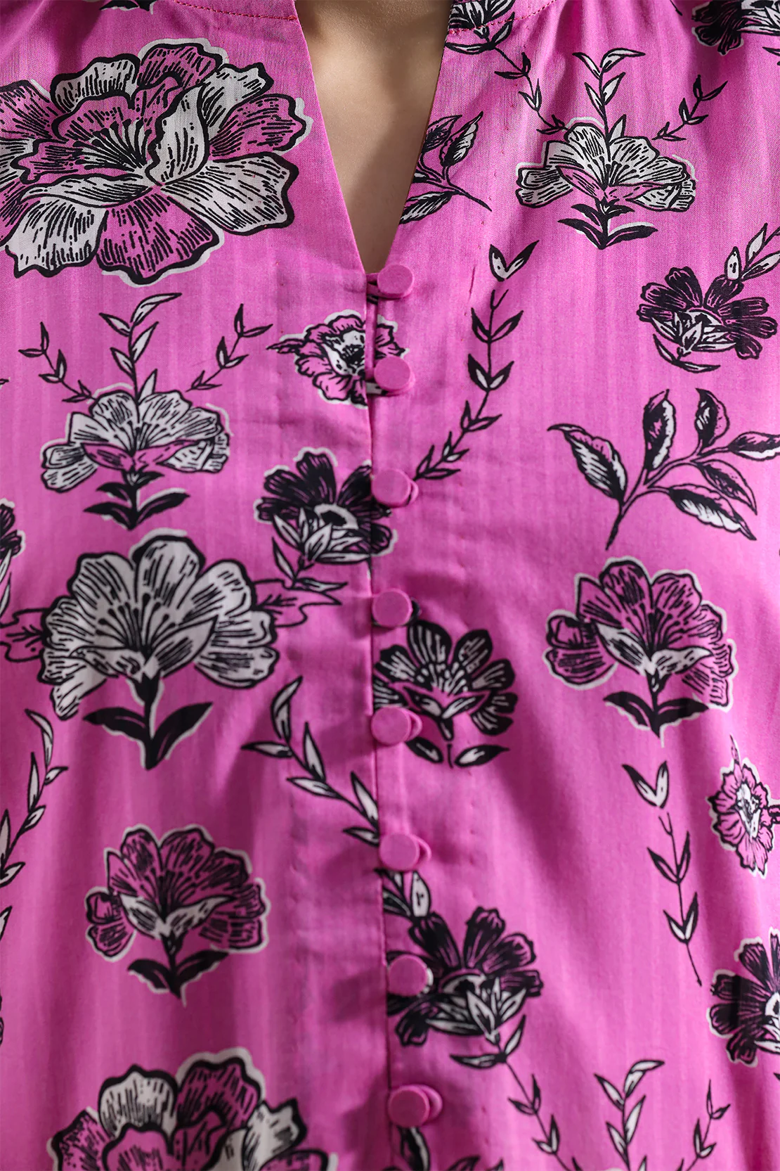 Unstitched Printed Self Strip Lawn 3 Piece - Image 3