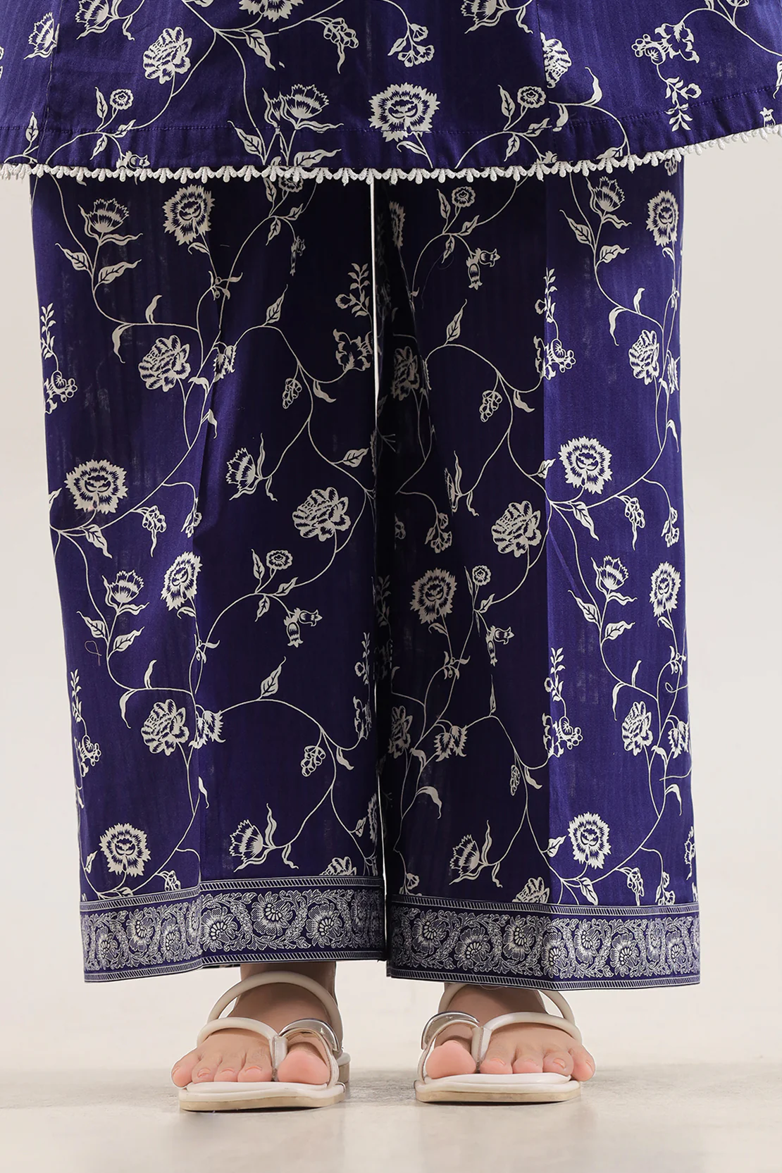Unstitched Printed Self Stripe Lawn 2 Piece (Shirt/Trouser) - Image 4