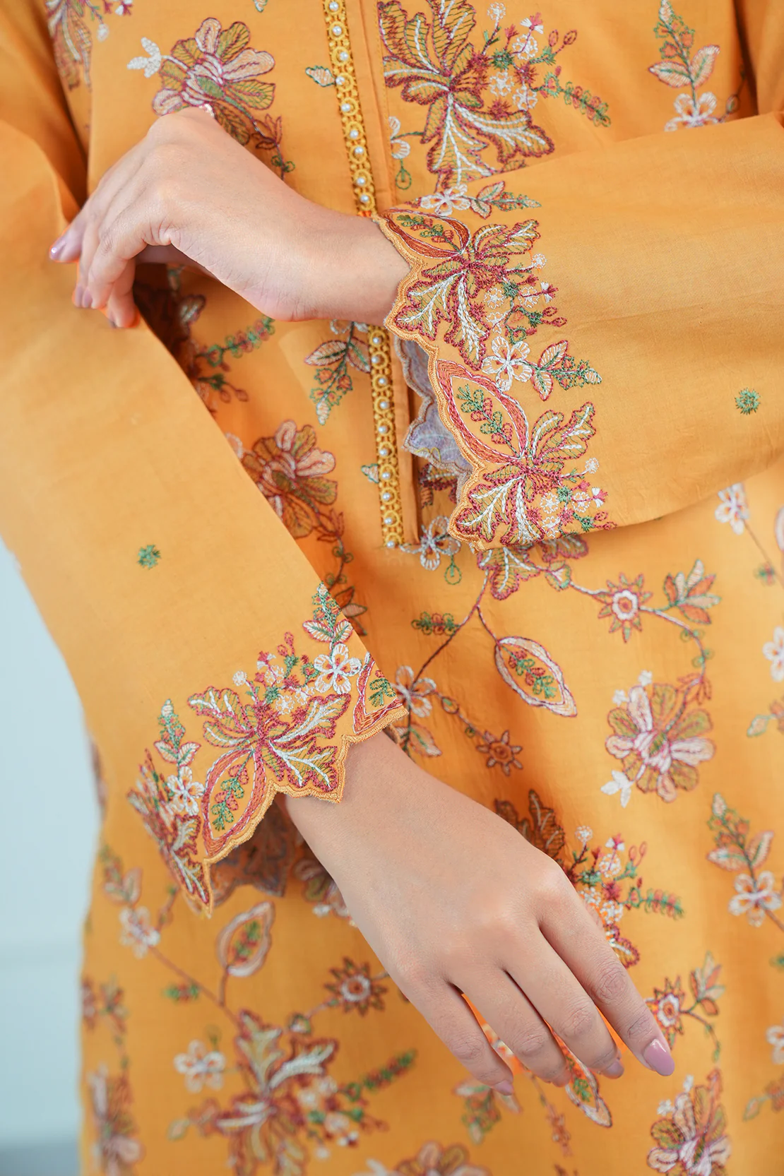 Unstitched Solid Embroidered Arabic Linen 2 Piece (shirt/trouser) - Image 8