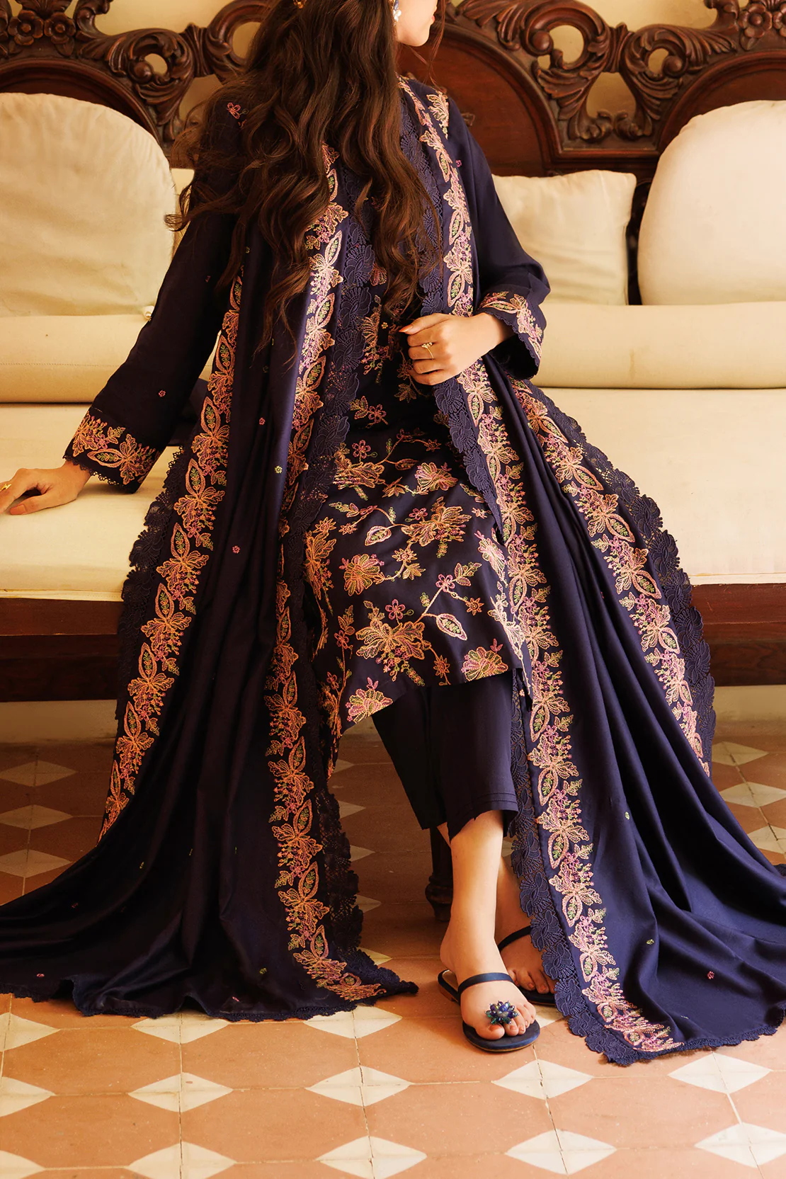 Unstitched Solid Embroidered Arabic Linen 3 Piece - Image 2
