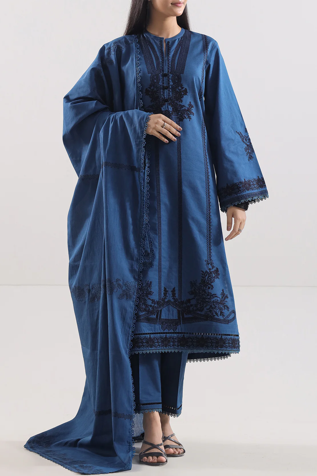 Unstitched Solid Embroidered Warm Khaddar 3 Piece