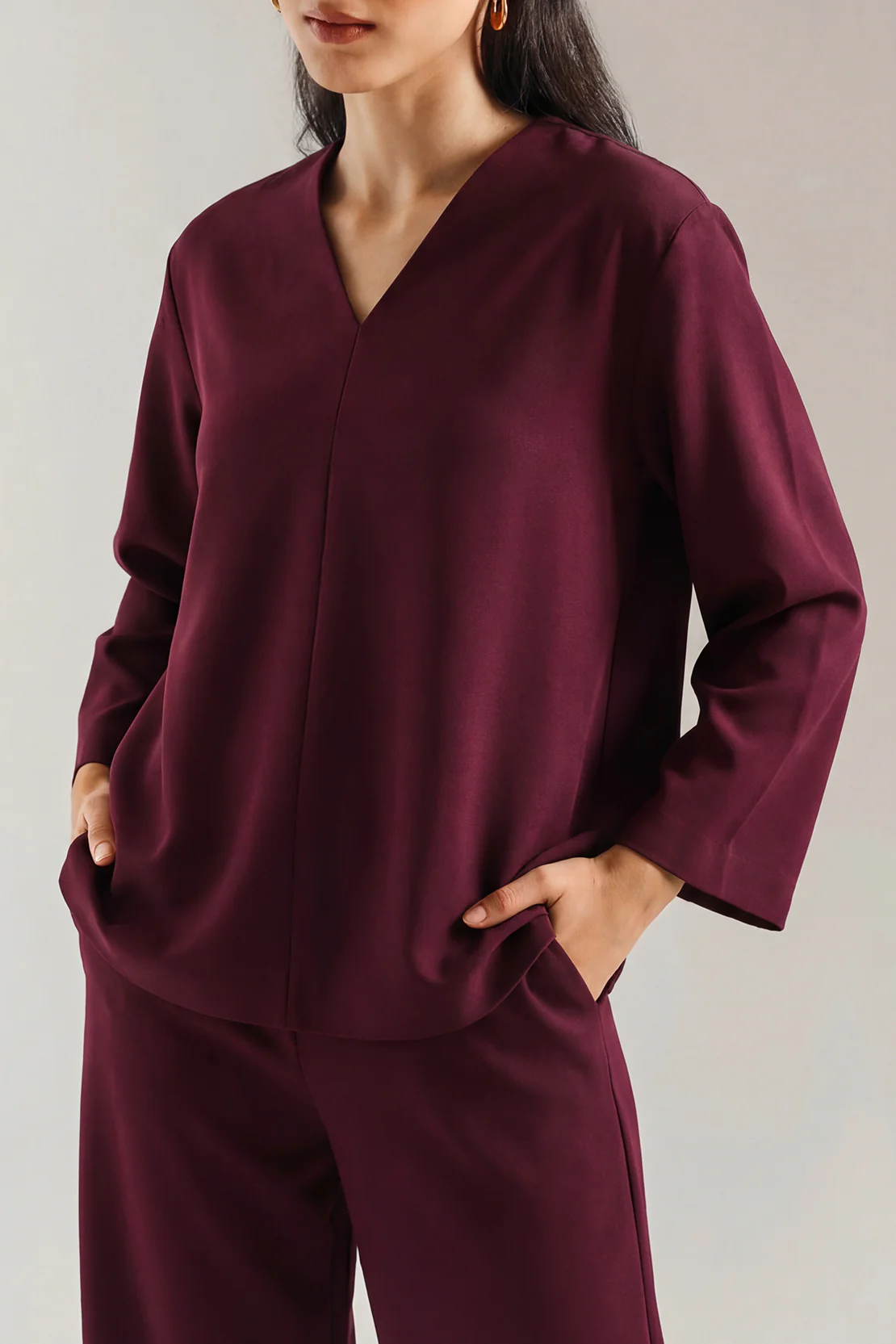 V-Neck Wide Sleeve Crepe Top - Image 2